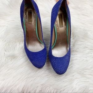 Unbranded Shoes - Unicorn Rounded Toe Blue Platform Heel Pumps 7 Unbranded Shoes - Unicorn Rounded Toe Blue Platform Heel Pumps 7